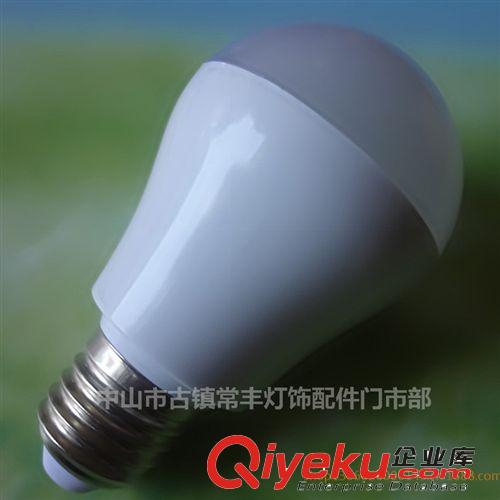 LED球泡成品灯 厂家供应5Wled球泡灯 新一代高科技led产品