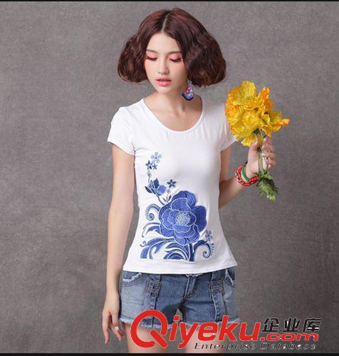 青花瓷刺绣民族风 修身显瘦 女式 女纯棉短袖T恤