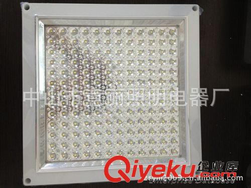 厂家出售：LED厨卫灯/LED方形吸顶灯12W明装嵌如式 质量稳定