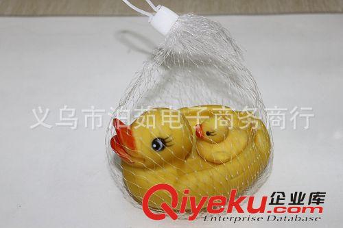 两只小鸭 橡胶玩具 水上玩具 儿童玩具 2元产品 义乌2元批发产品
