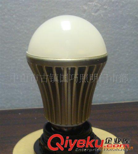 厂家批发LED5W球炮灯，LED球泡灯，家用灯具，铝材球泡