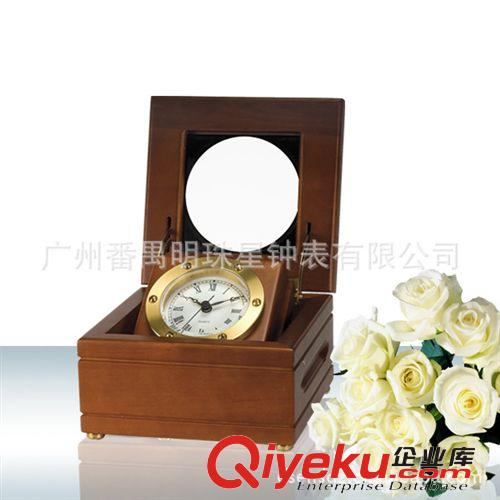木质工艺品木盒式指南针钟木台钟木质旅行闹钟,创意钟盒子