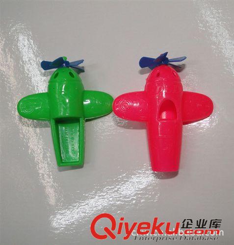 促销小礼品 塑料口哨 塑料飞机口哨，飞机形状塑料口哨