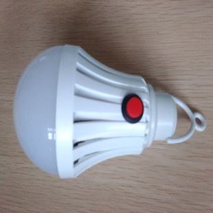 LED应急灯系列 LED球泡灯 充电式 USB插口 地摊灯 应急照明 野外露营照明