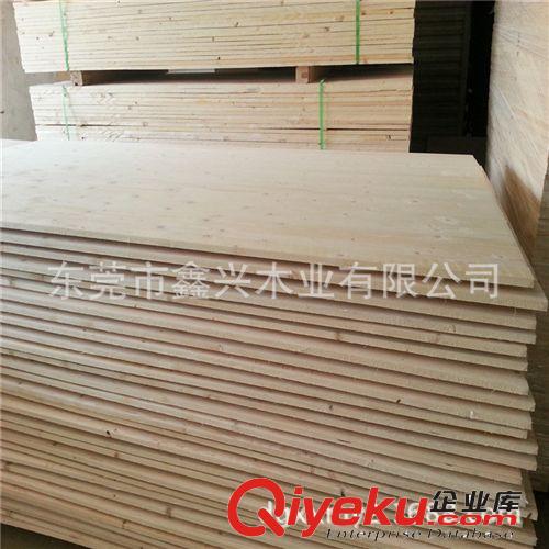 厂家供应25-40mm(厘)以上优质松木集成材  环保松木家具、门芯板