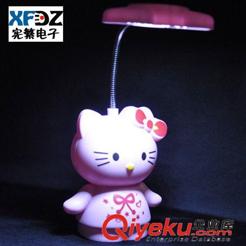 厂家直销12LED Hello Kitty 新奇特可爱小猫咪塑料充电台灯