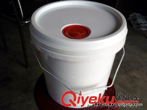 厂家直销2013款10公斤塑料桶 机油桶 防冻液桶