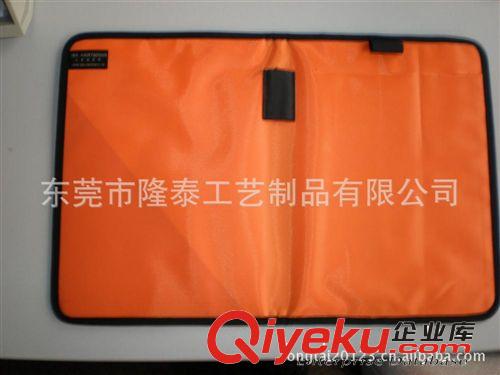 pu卡套  zp卡套 东莞厂家生产针车卡包 PU卡套卡包 休闲背包 箱包 健身器材包装袋