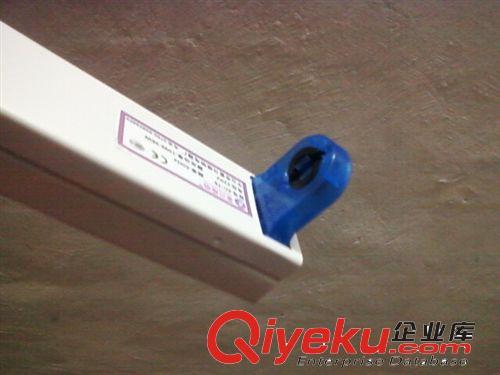 紫川T8日光灯支架 厂家供应T8LED0.9米支架  t8支架/ t8日光灯支架/ LED支架