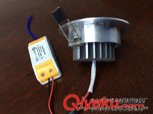 LED天花灯 朵盛科技大量供应5W 高光足瓦 刀片天花灯散热器