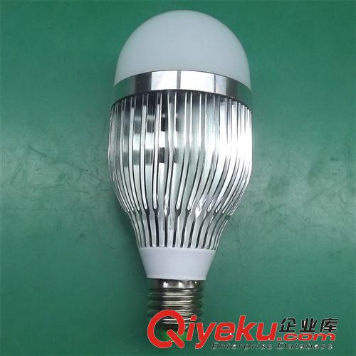 9W铝件经济型LED球泡灯（家居照明、工程照明专用）