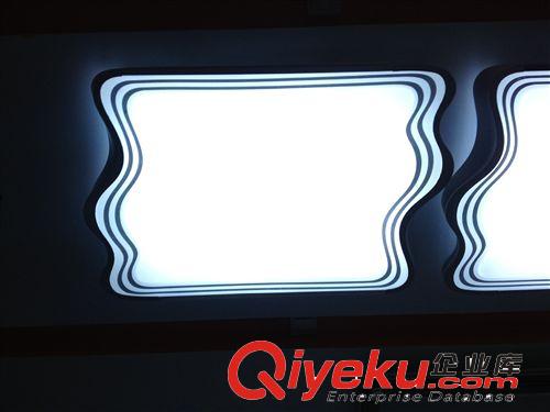 新款LED亚克力客厅灯吸顶灯卧室灯广东中山厂家直销灯罩