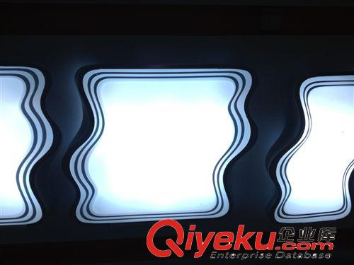 新款LED亚克力客厅灯吸顶灯卧室灯广东中山厂家直销灯罩