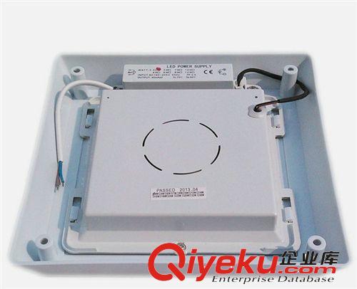 生产销售 6W明装方形厨卫灯 LY-CW-2006 应急led吸顶灯