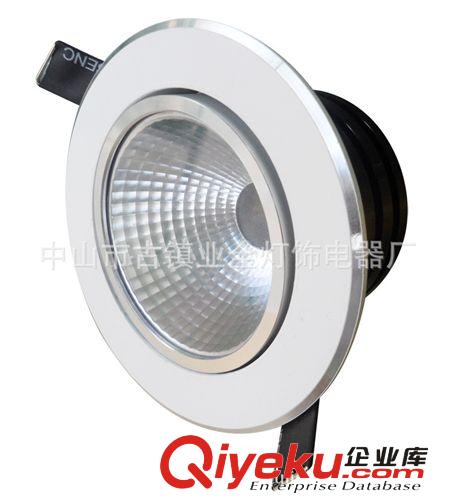 供应新款COB天花灯 LED外壳配件 圆柱散热器3W5W7W