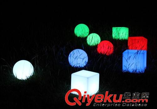 供应LED草坪灯、发光草坪灯、户外草坪灯、户外草坪LED圆球灯