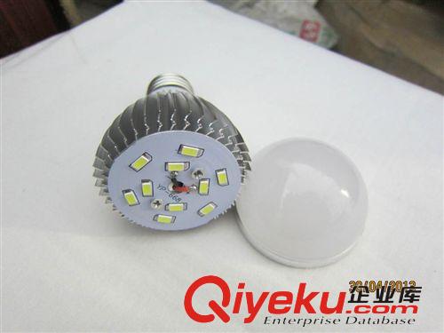 厂家生产 精品推荐贴片5730 5W球泡  xjb超高亮LED球泡灯