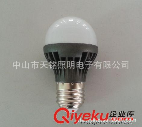 厂家直销，低价供应超亮度 低光衰 12VLED节能灯泡 4W防水球泡
