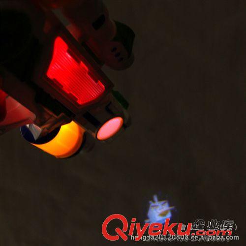 电动愤怒的小鸟投影枪 八音枪 带灯光音乐 自动投影 新奇特玩具