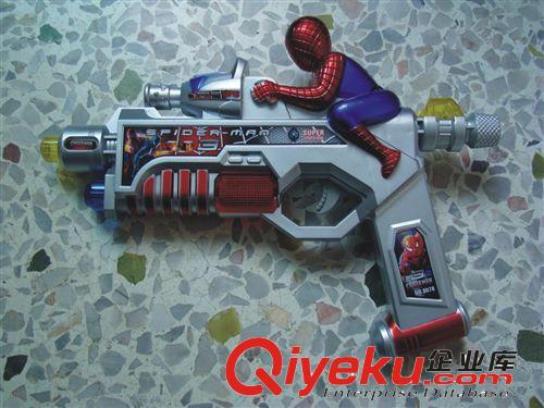 【乐美玩具】军事模型 蜘蛛侠红外线语音枪八音枪 过家家玩具批发