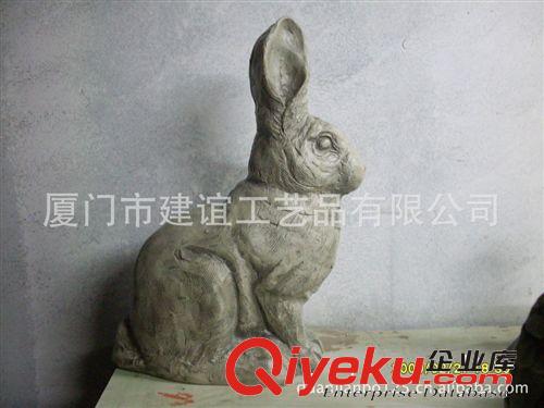 供应树脂兔工艺品    各种动物装饰品摆件