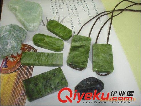 深圳厂家供应胡桃木 原木环保U盘  适用于家私城家具促销礼品