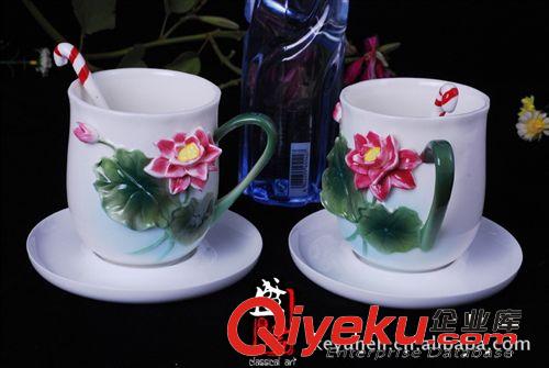 盛唐陶瓷大量供应各种彩绘陶瓷茶杯，陶瓷碗碟，陶瓷水杯批发。