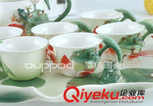 批发供应 荷塘青蛙8头茶具 茶具套装骨瓷礼品工艺彩瓷