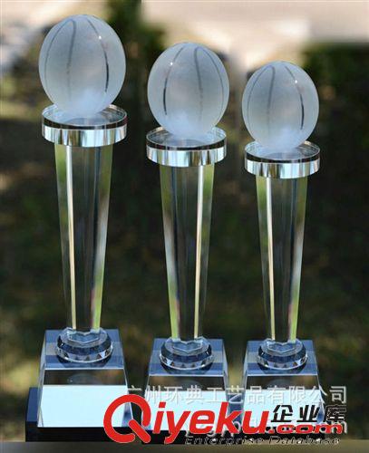 供应足球比赛奖杯 足球比赛奖牌 水晶足球纪念品 足球摆件定制