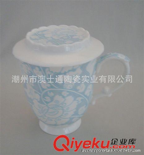 外贸原单厂家促销欧式陶瓷杯带盖彩盒装色釉浮雕简约耐高温