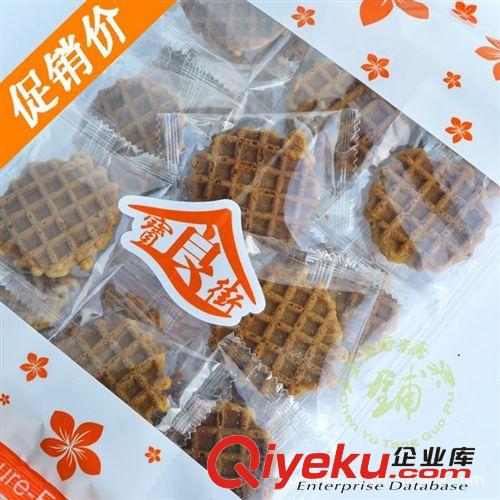 香港宝食街格子饼（黑糖）进口休闲食品批发 125g*12包