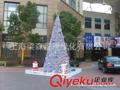 大型圣诞树 圣诞树制作 圣诞树装饰 商业活动 广告装饰