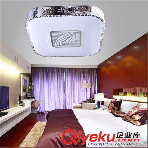 时尚亮点现代简约LED客厅吸顶灯方形亚克力卧室吸顶灯24W32W