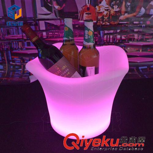 {zx1}款led塑料发光冰桶 酒吧发光冰桶 聚会冰桶 LED香槟桶