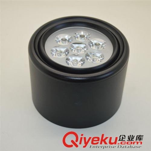 厂家直销明装筒灯LED7W超薄明装纯铝可调角度背景墙射灯高亮