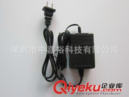 插墙式线性电源适配器DC9V 1A  国标扁插