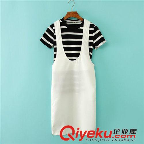 A194-00675 F.M.P 新款韩版两色圆领条纹t恤吊带包臀裙两件套装