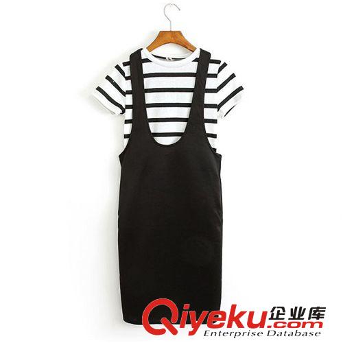 A194-00675 F.M.P 新款韩版两色圆领条纹t恤吊带包臀裙两件套装