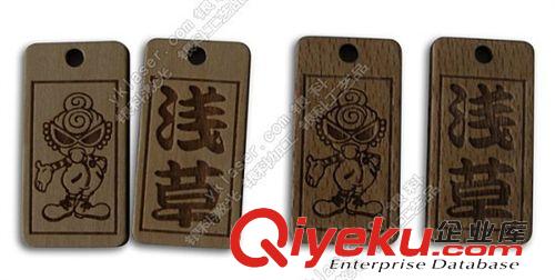 日本小挂饰 批发日本木制木质小挂件 雕刻木制品饰品