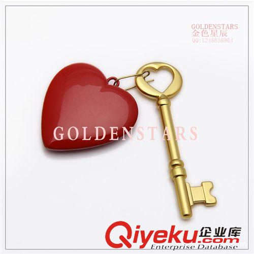 箱包配件 钥匙形状配饰 金色锁匙饰品 开启心灵之锁金钥匙 供应喷漆心形