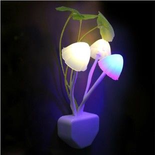 小夜灯 厂家直销 LED光控感应灯 创意蘑菇七彩小夜灯 节能插电床头灯