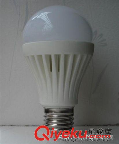 LED室内产品 LED球泡.9W12W360°发光高亮度led球泡灯