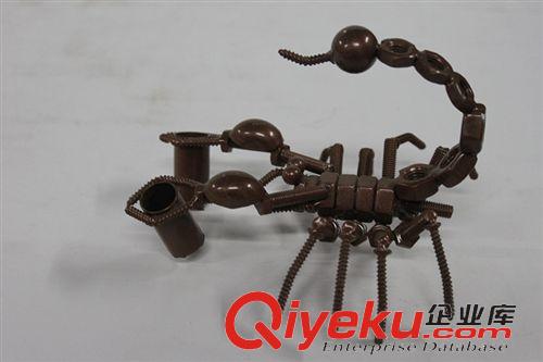 铁艺模型 金属工艺品 年尾促销 铁制精美手工 蜥蜴笔筒