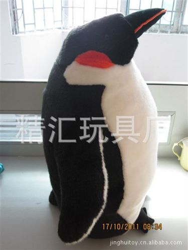 爆款 热销系列 毛绒企鹅公仔，价格便宜，外形可爱，做工精致的毛绒礼品玩具