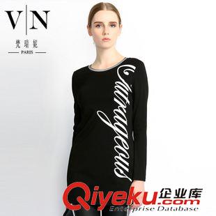 女士上衣 2015秋装新款 字母图案长袖圆领上衣 欧美时尚修身T恤VNA30961