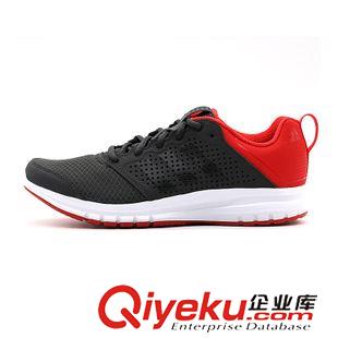 男鞋 Adidas阿迪男鞋2015秋季多功能运动鞋跑步鞋S77495/S77492/S77493