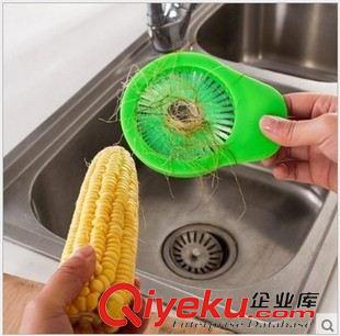 清洁日用 多功能便携式玉米刷 细缝去须刷 厨房蔬菜水果去污刷子 清洁刷