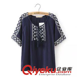 15-6月1-5 热卖新款 女士民族风刺绣系带领棉质短袖衬衫1DT-6.017