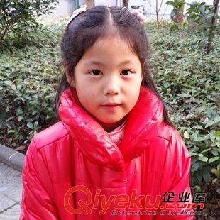 未分类 冬装新款韩版专柜女童面包领大红色长款带腰带中大童棉衣