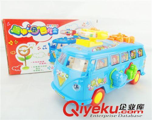电动闪光玩具 一件代发混批益智巴士车 带音乐灯光万向 百变积木 塑料电动玩具